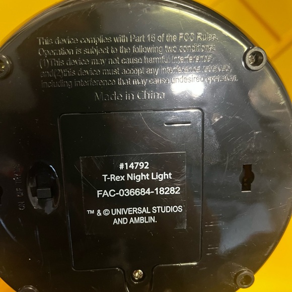 Jurassic World T-Rex Volcano Night Light Tyrannosaurus Rex Universal Studios - Picture 4 of 4